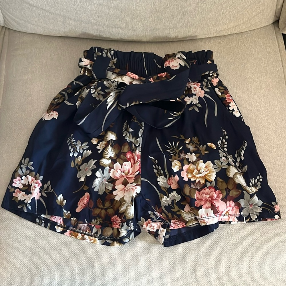 Floral Shorts, Paperbag Waist with belt.